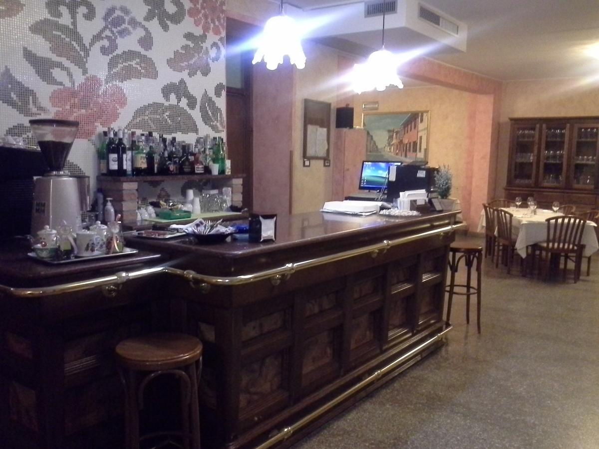 Hotel Ticino Ristorante Chierico Carbonara al Ticino 외부 사진